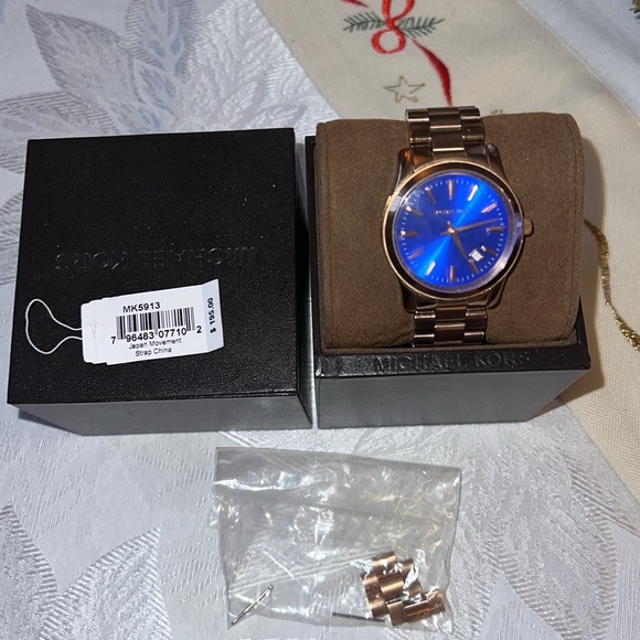 Michael Kors Watch. MK 5913 women - Picture 3 of 10